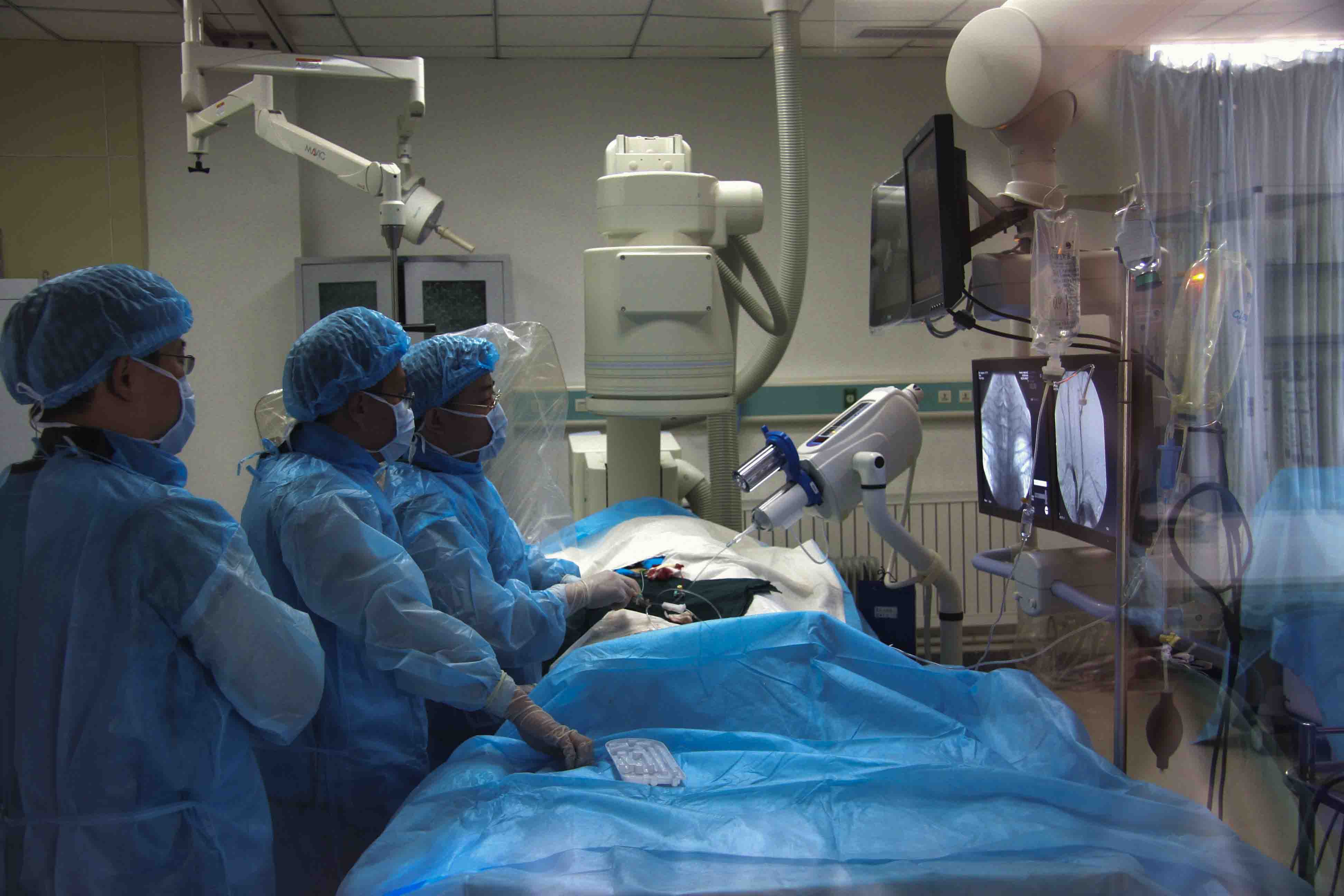 我院采用急诊"机械"取栓术重症大面积脑梗死患者重新